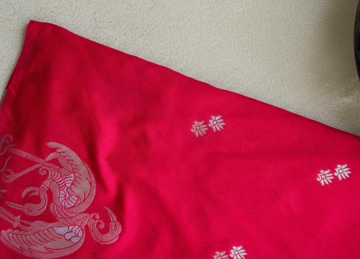 Kashi Dola - Reddish Pink