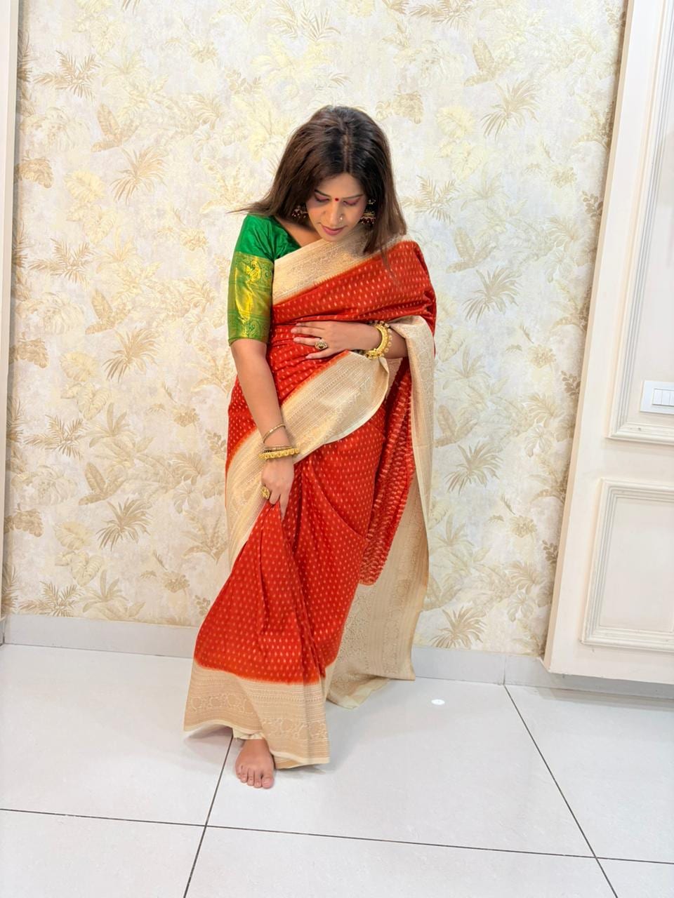 Kashi Georgette - Orange and Off white with Chotti Butti