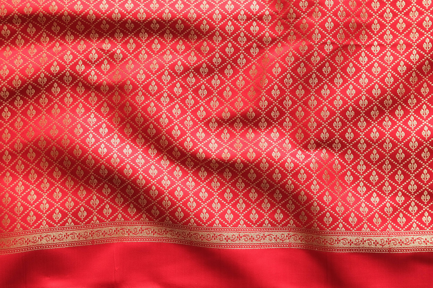 Gehra Laal Katan Silk - Banarasi Saree