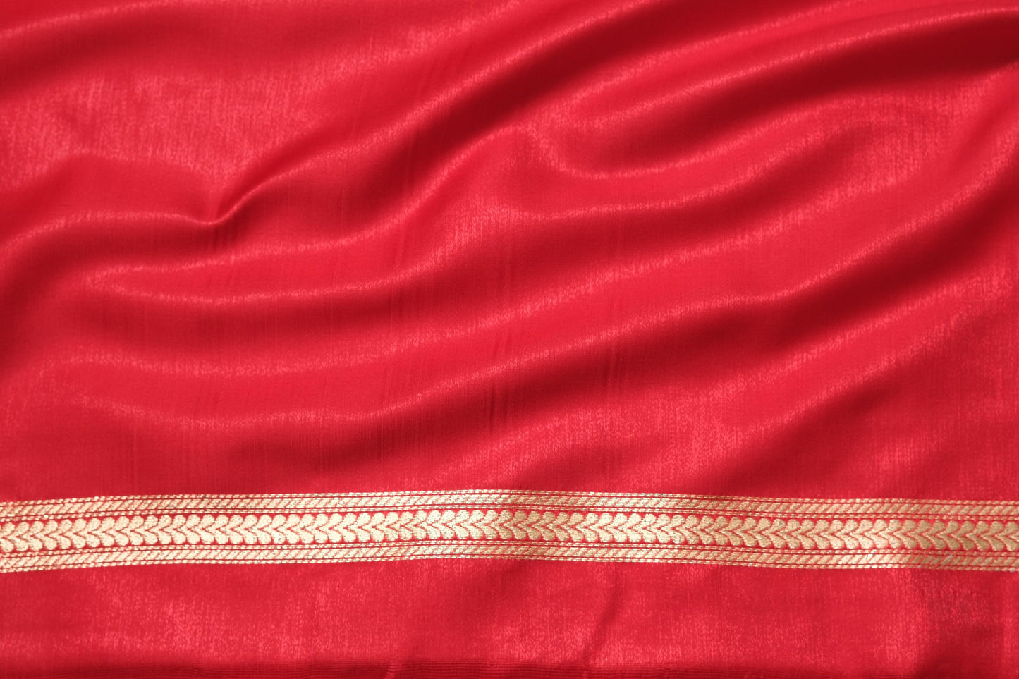 Golden Red Contrast Semi Katan - Banarasi Saree