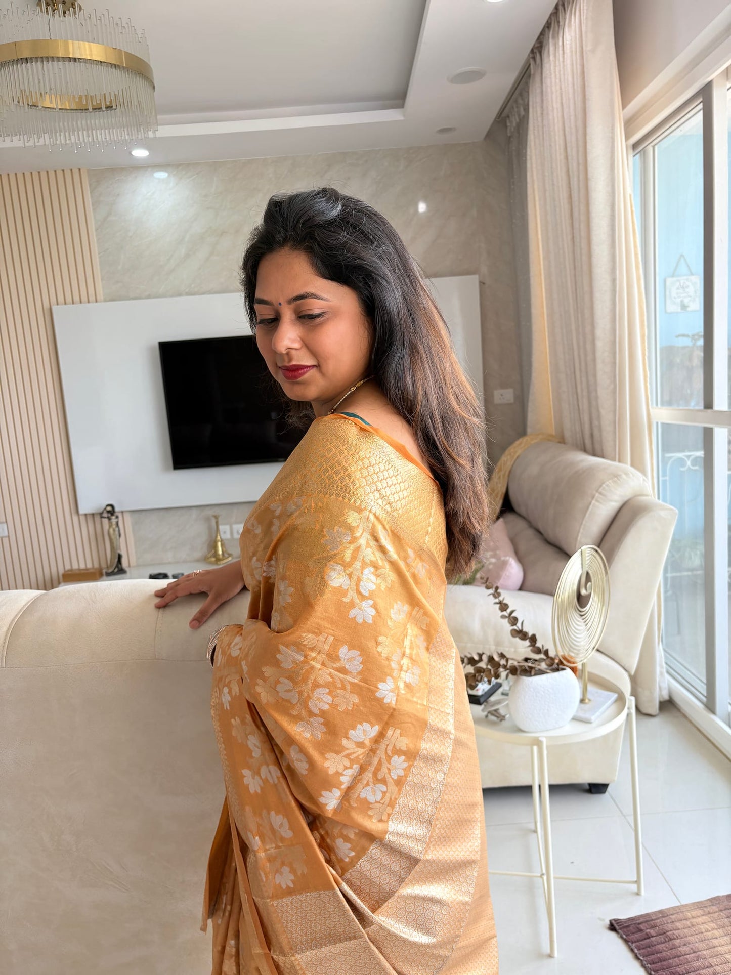 Kashi Dola - Kacha Peela Saree