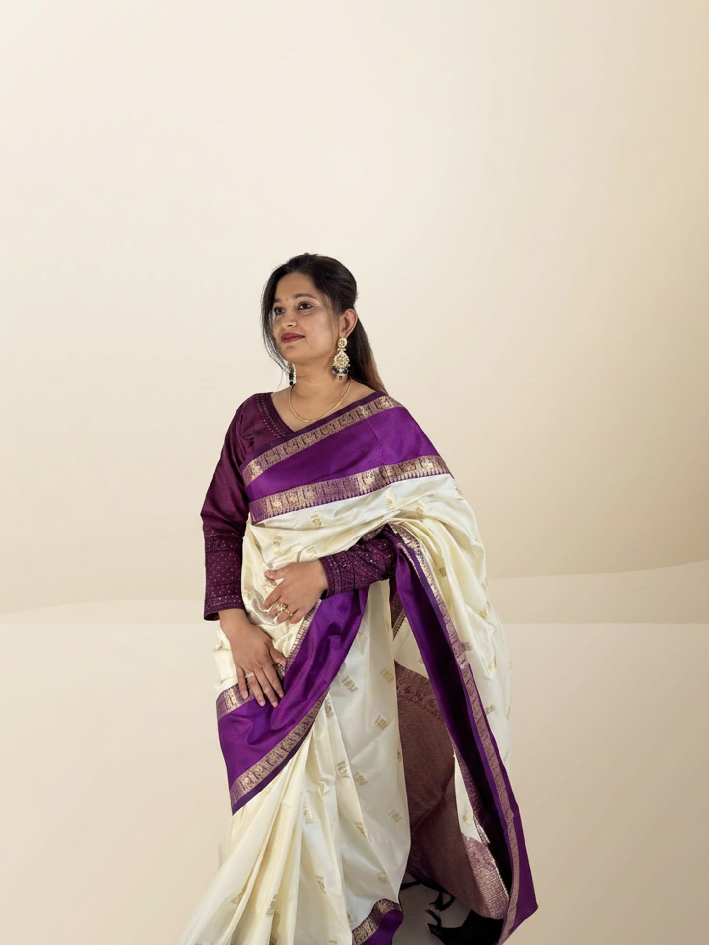 Off white Purple Contrast Brocade Saree