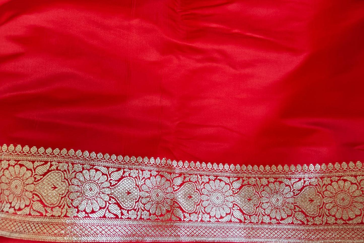 Sinduri Lal Katan Jangla - Banarasi Saree