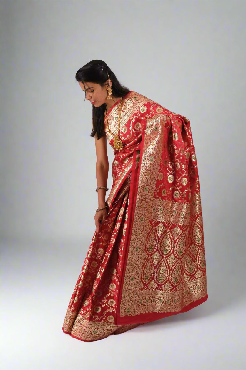 Chatak Laal Katan Meena - Banarasi Saree