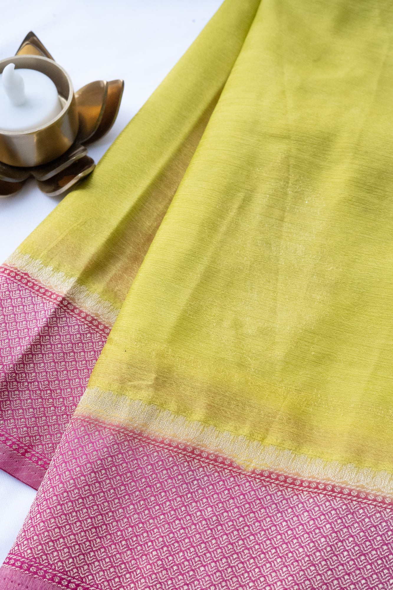 Kashi Crepe Georgette - Lemon Green and Pink Contrast
