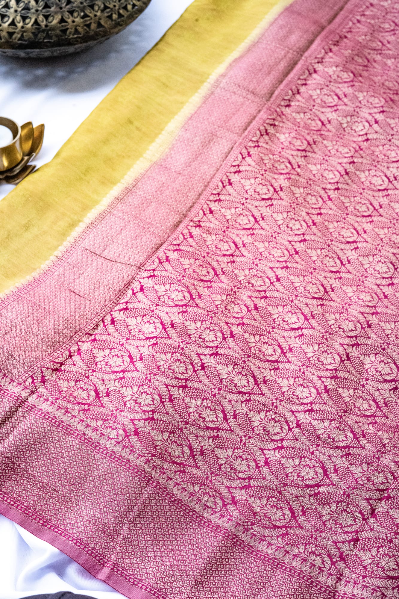 Kashi Crepe Georgette - Lemon Green and Pink Contrast