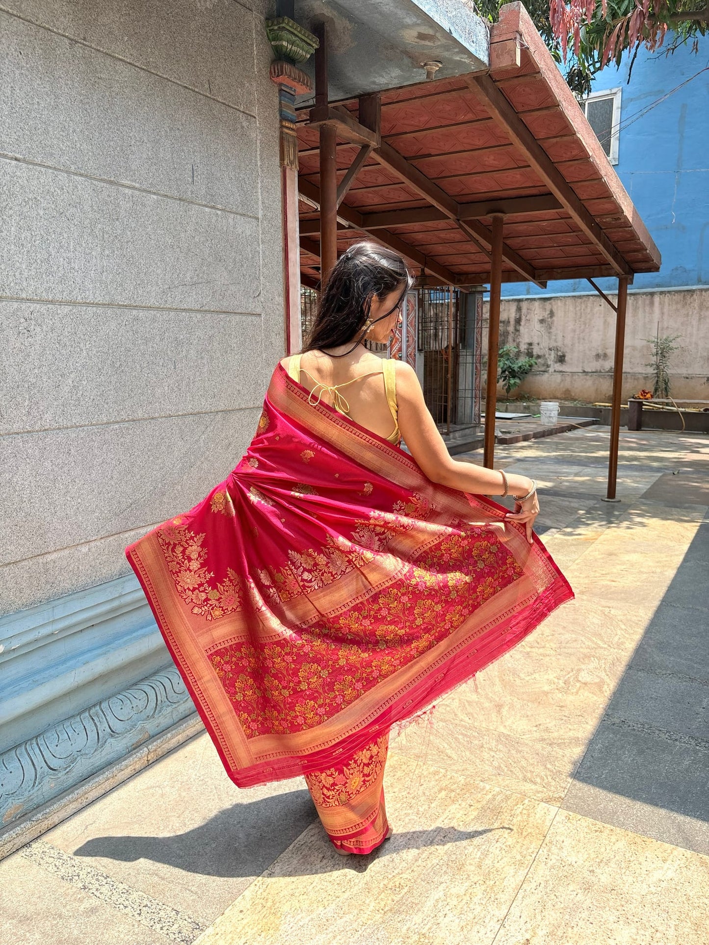 Kashi Dola - Sindhuri Laal Meenakari Banarasi saree