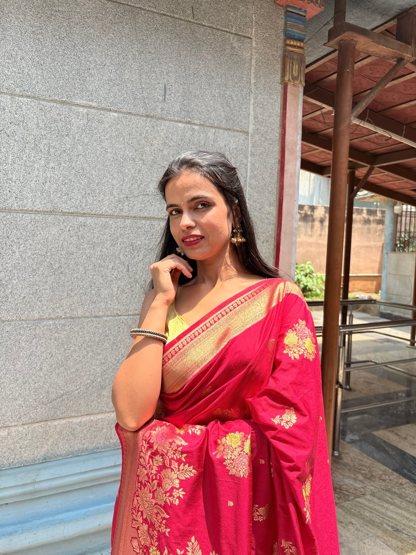 Kashi Dola - Sindhuri Laal Meenakari Banarasi saree