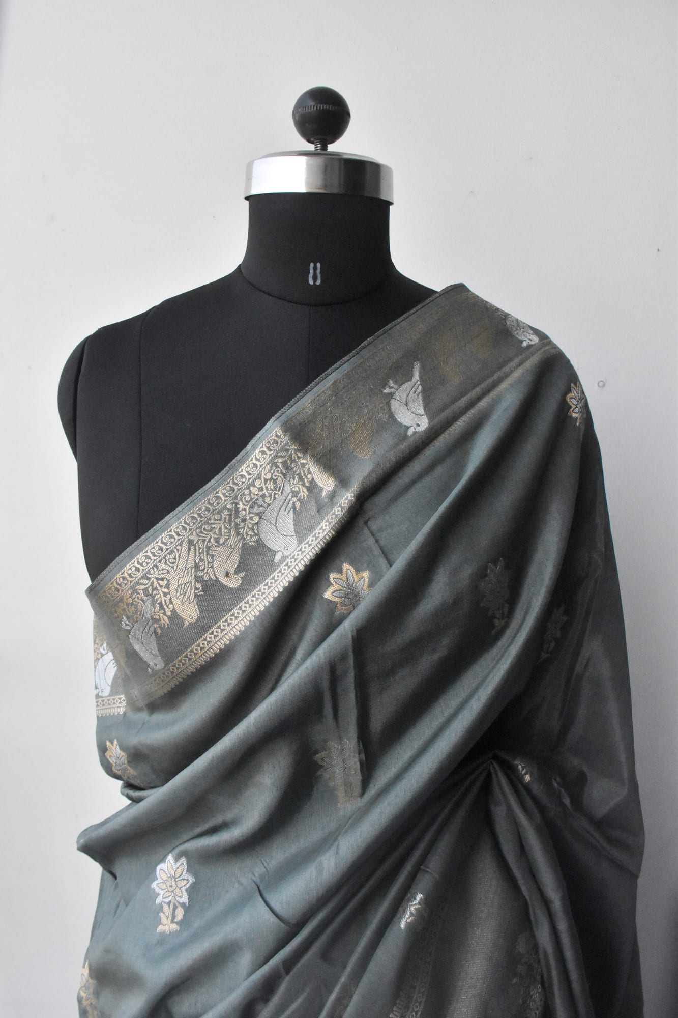 Grey bird print resin silk