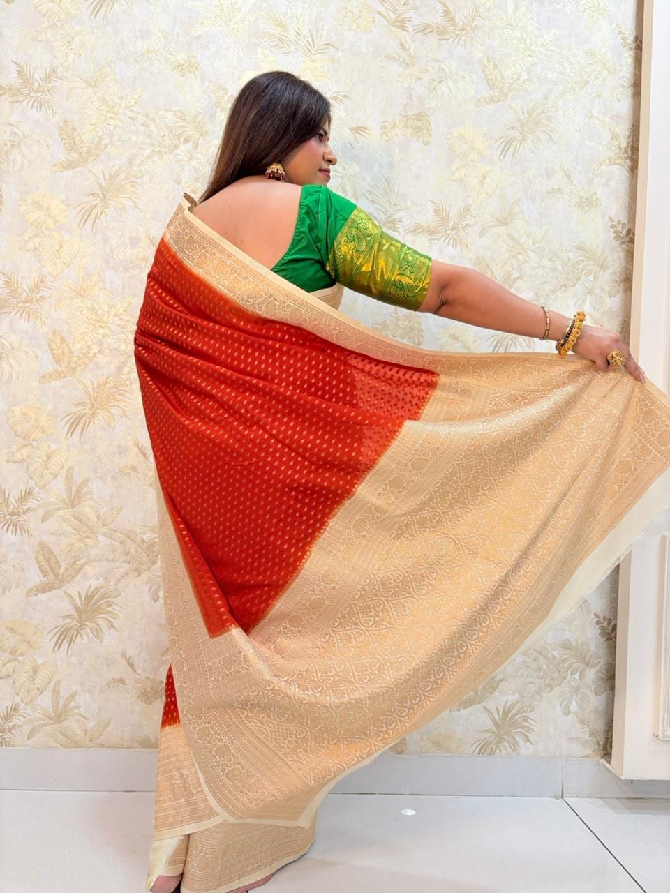Kashi Georgette - Orange and Off white with Chotti Butti