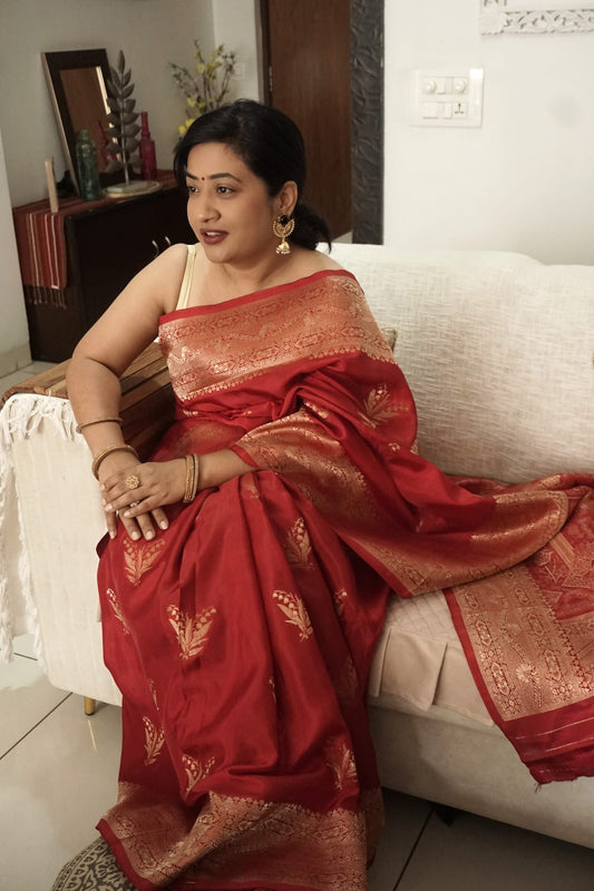 Kashi crepe- Gehra laal