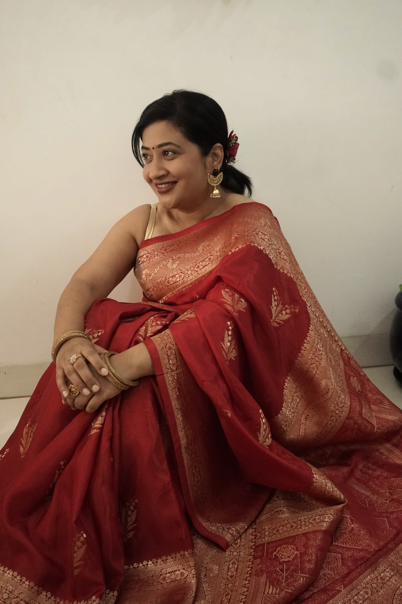 Kashi crepe- Gehra laal