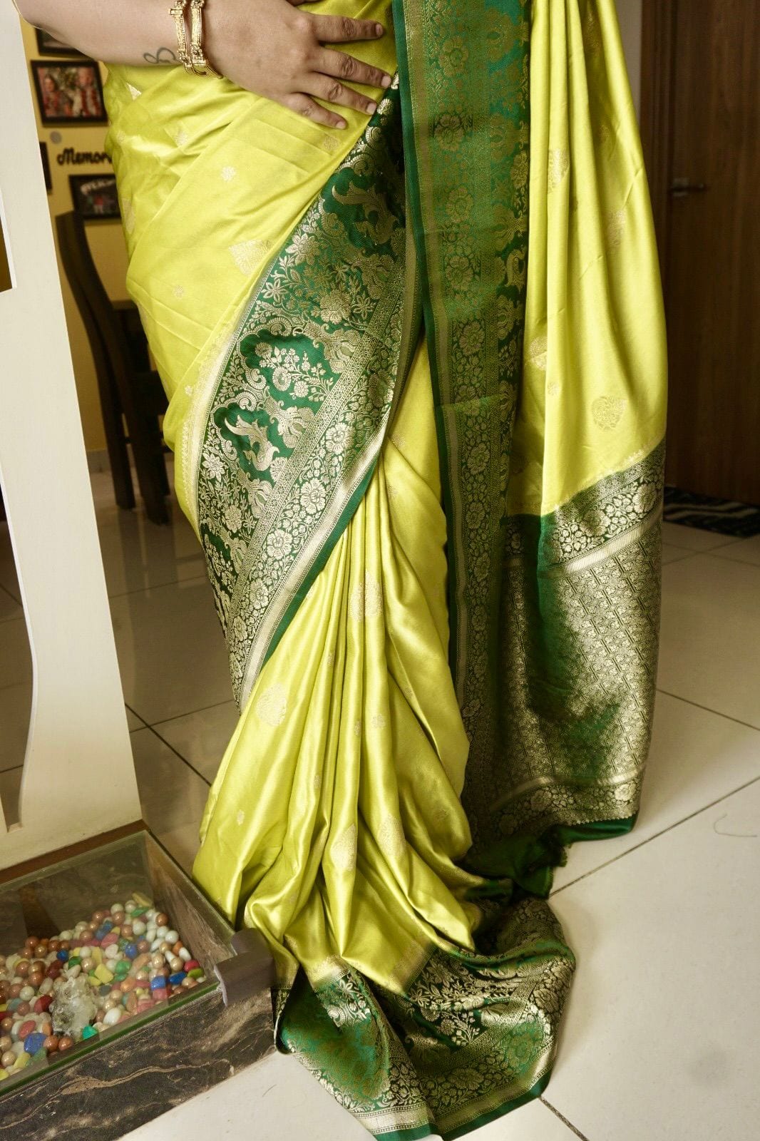 Kashi Riwayat Gajji Silk - Green and Light Green contrast