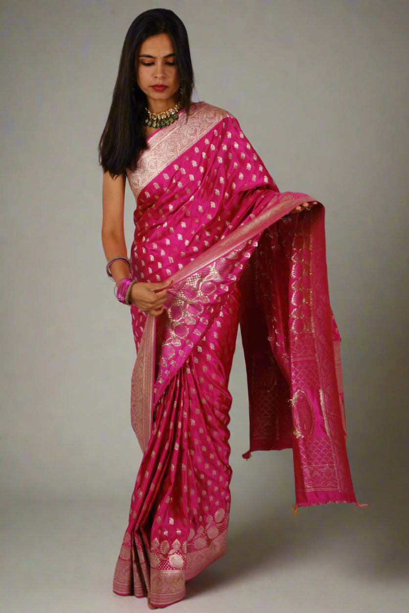 Gulaabi Katan Booti - Banarasi Saree