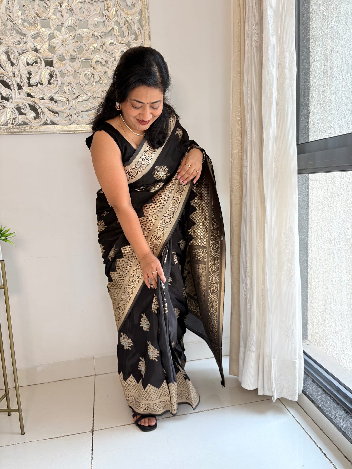 Kashi Crepe - Black Floral Work Saree