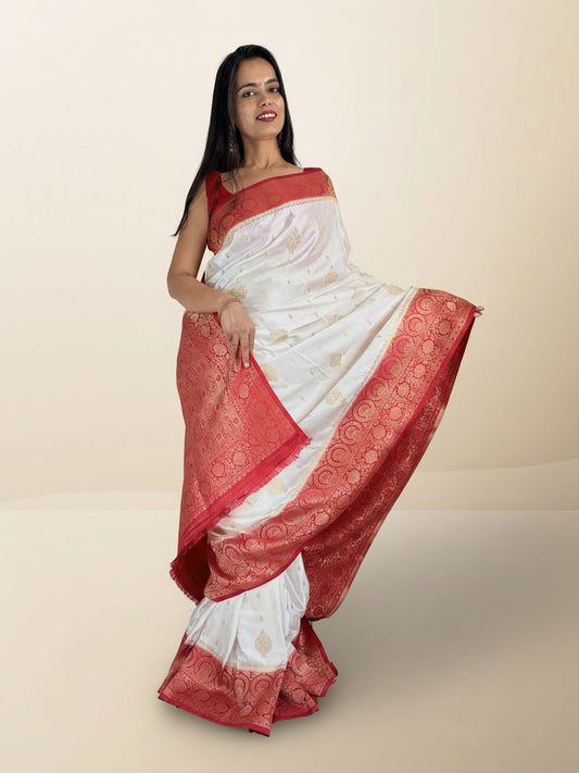 White Red Contrast Bengali Saree
