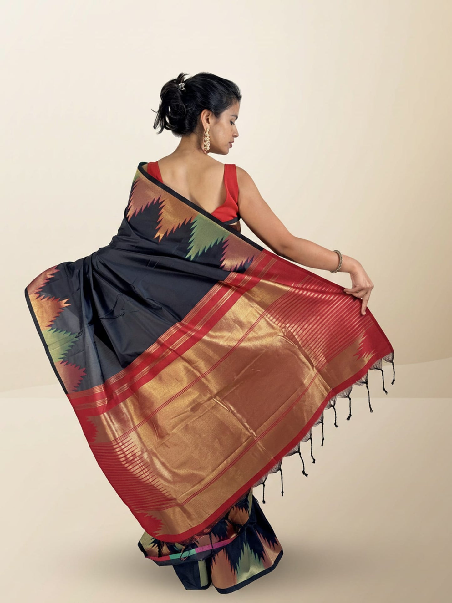 Black Red Contrast Brocade Saree