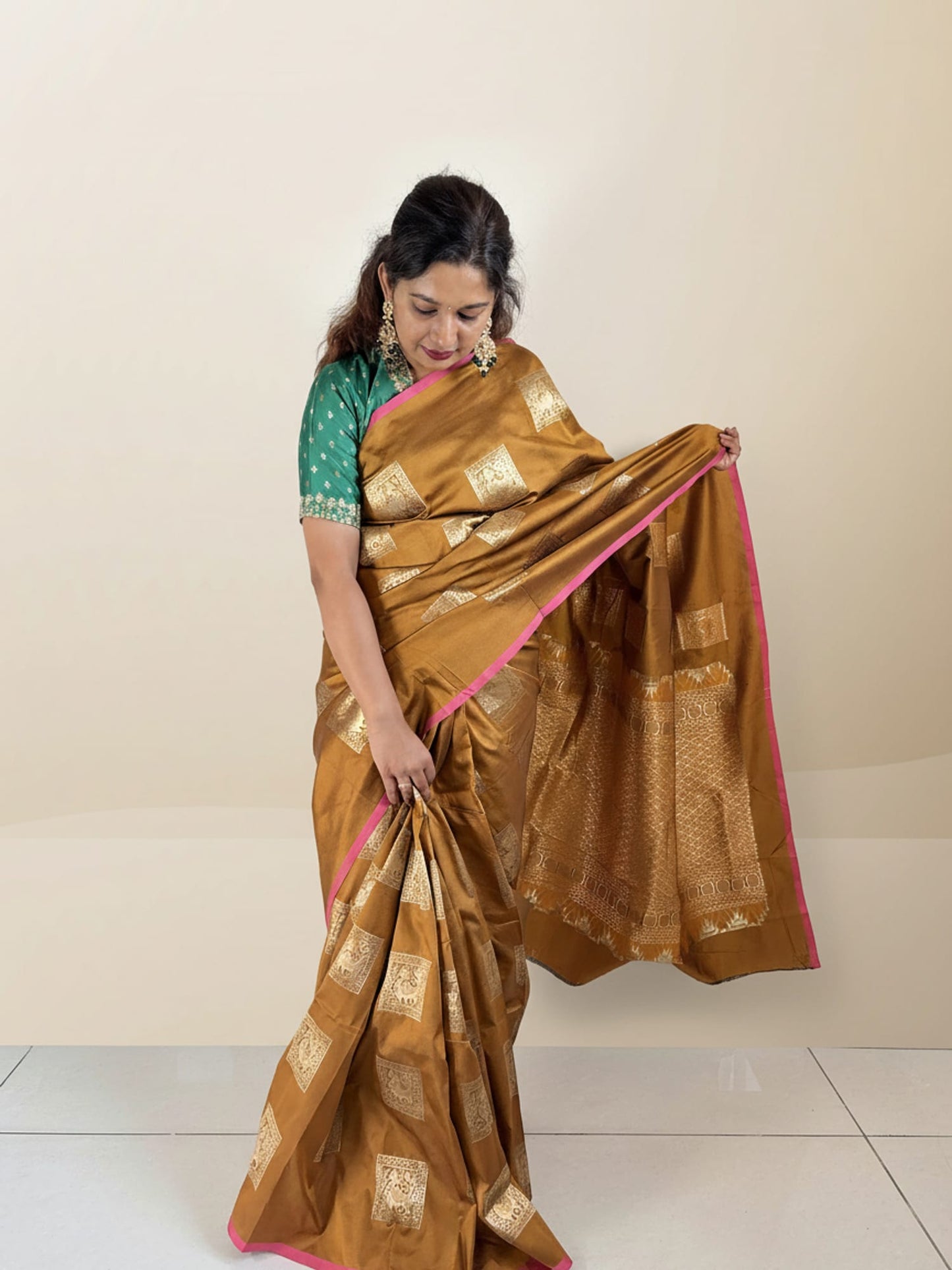 Brown Earthy Brocade Saree