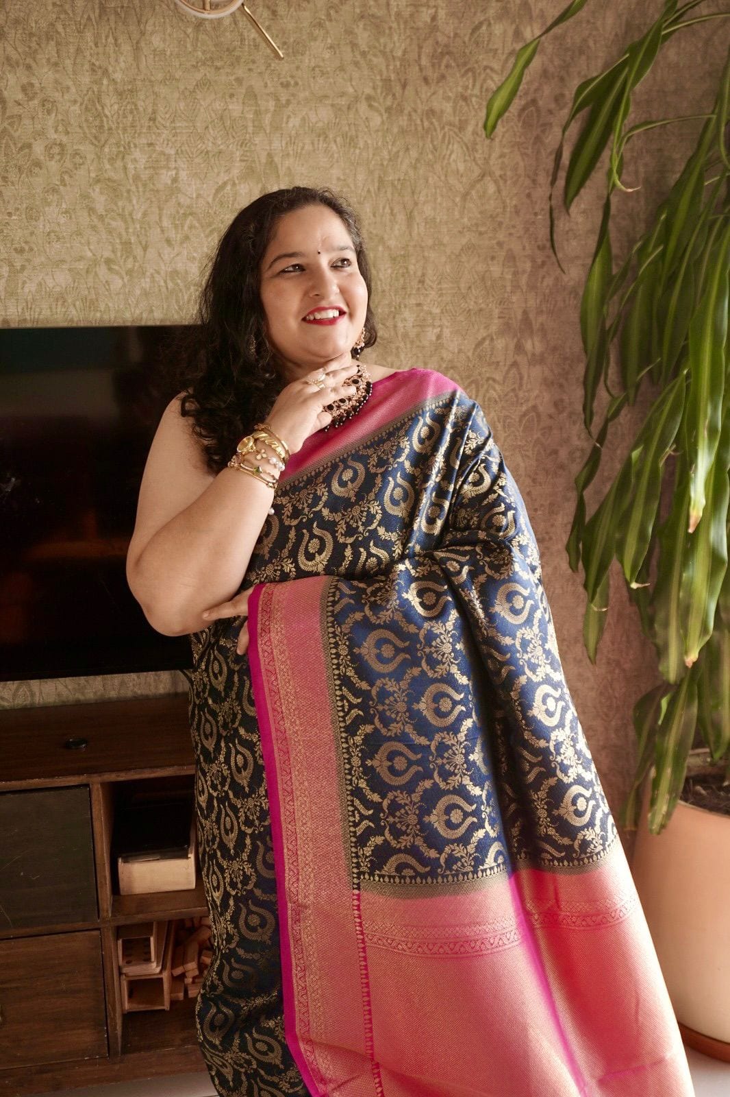 Kashi Gajji - Navy Blue Jaal Work Saree