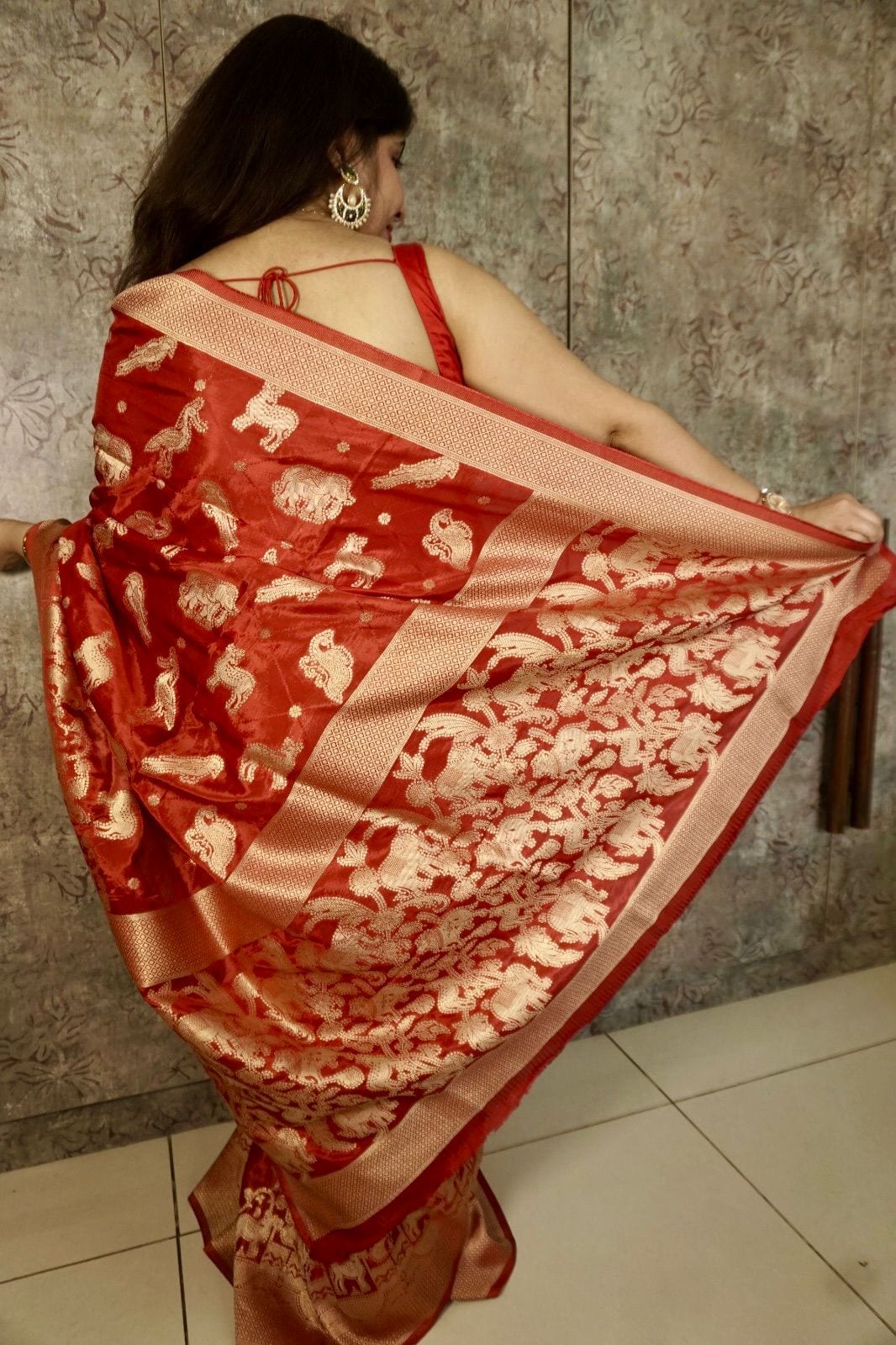Kashi Russian Crepe - Red Animal Motifs saree
