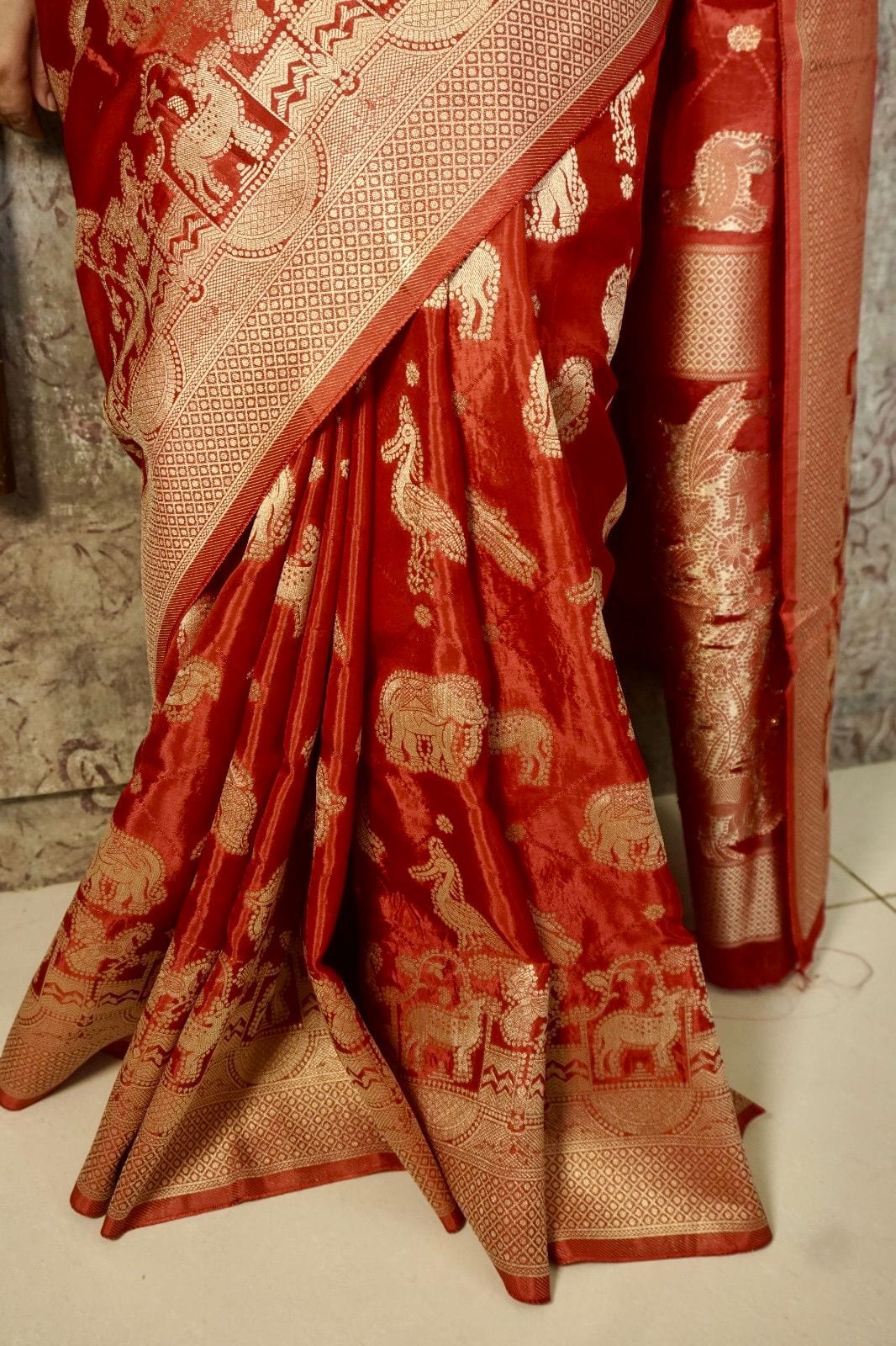Kashi Russian Crepe - Red Animal Motifs saree