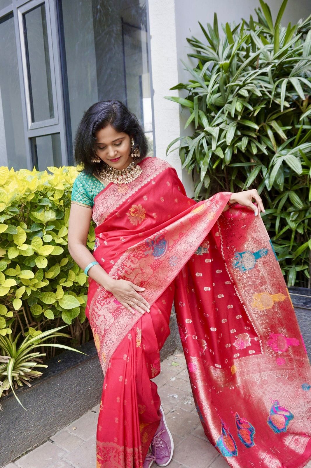 Kashi Dola- Red