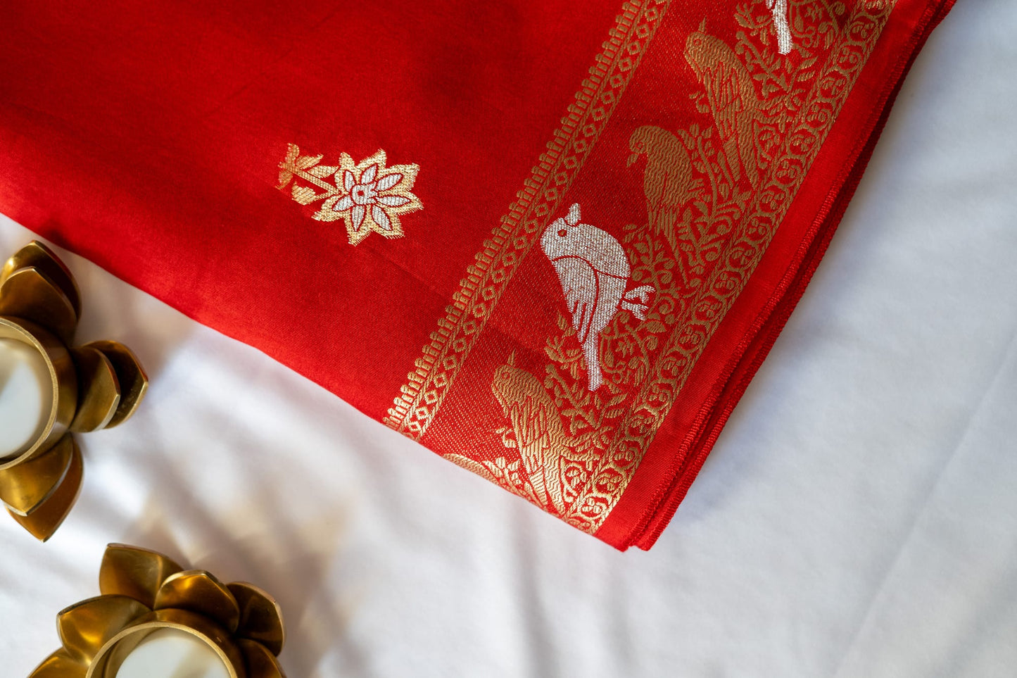 Kashi Resin Silk - Red Bird Motifs